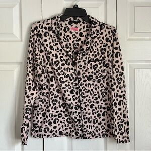 Kate Spade Pajama Top Womens Medium Pink Black Leopard Print LS Button Up Lounge